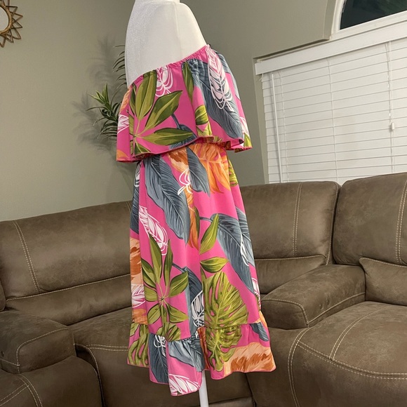 NEW Pink Tropical Strapless Ruffle Dress Sz L Large - Picture 7 of 8